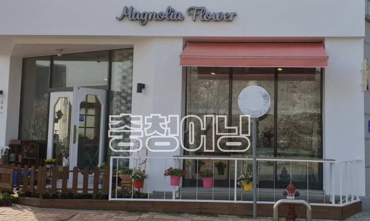 1982508307_693k0xbq_01104120e96590e95824ae2444e92e750371fec5.jpg 이미지크게보기