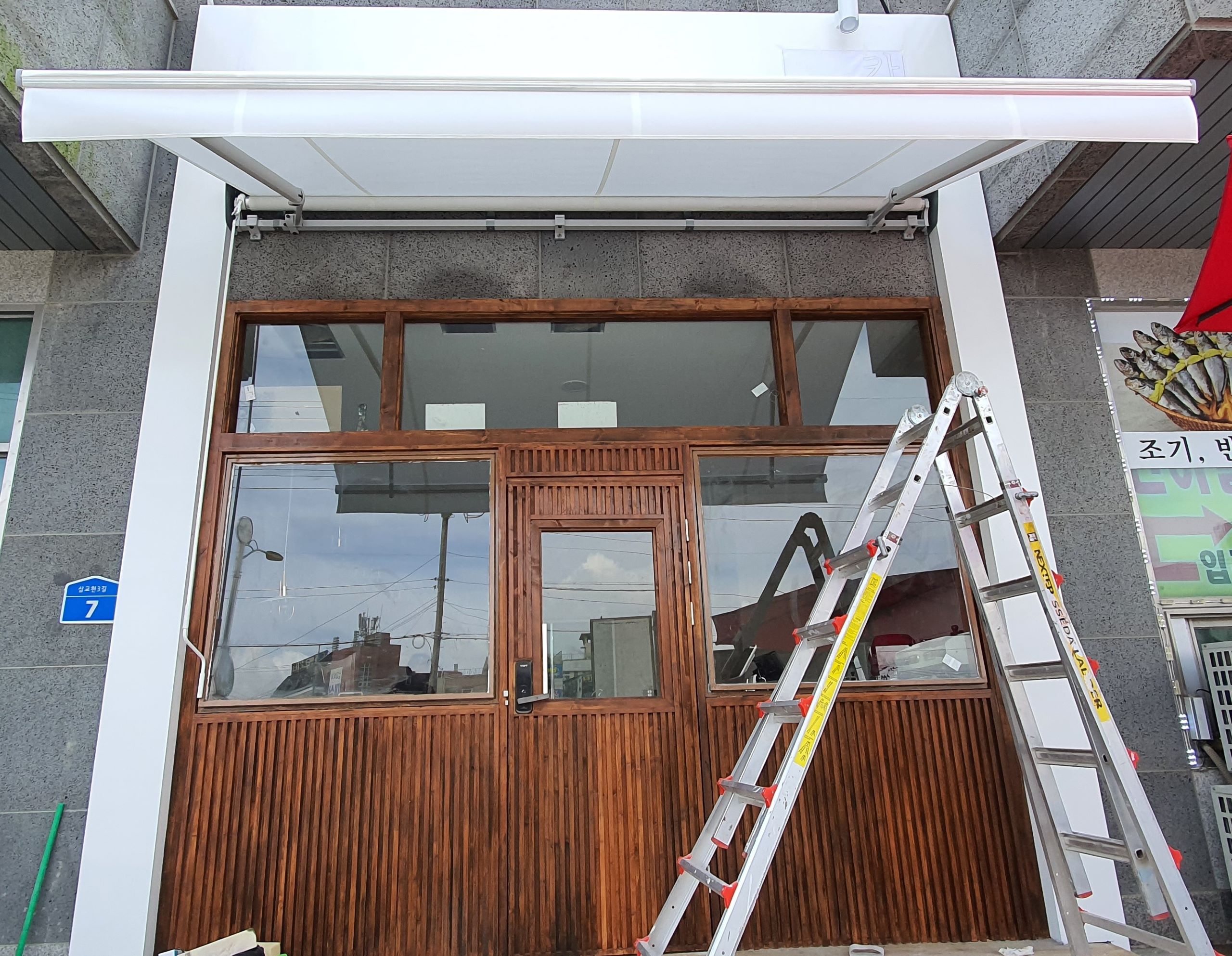 1982508307_HWDwj7ya_5176fccc613b9b7f7a5a389b0c88b1de42f08216.jpg 이미지크게보기